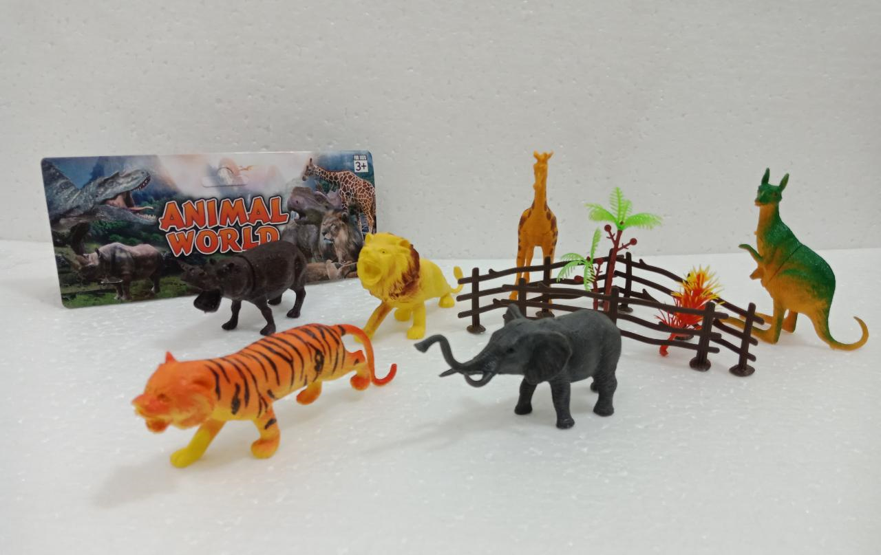 Animal World Zoo Set