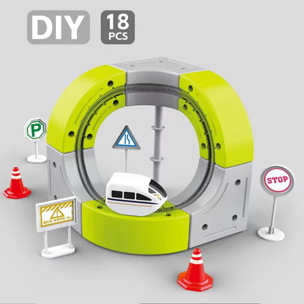 Fun Track Car Cube Track - 18-Piece DIY Loop Track Toy With USB Rechargeable Train & Accessories