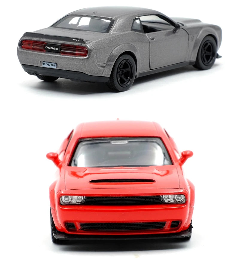 1:24 Scale Dodge Challenger Widebody Diecast Model Car
