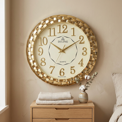 Gold Round Wall Clock with Classic Numerals – Happy gift