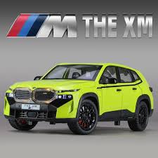 BMW XM 1/24 Alloy Die-Cast Model - Exclusive Edition