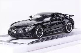 Mercedes-AMG GT Black Series 1:18 Die-Cast Model Car – Red & Black Variants