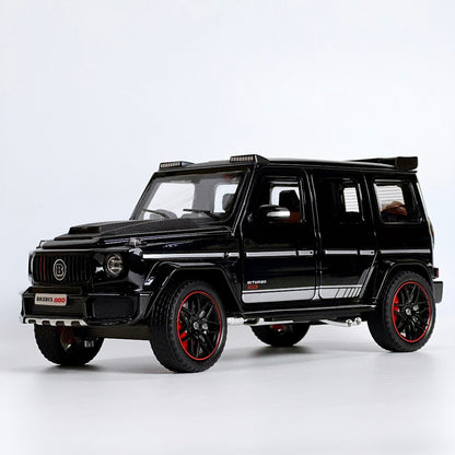 Premium Edition Off-Road SUV Collector’s Model – Showroom-Grade Metal Display Base & Precision Detailing